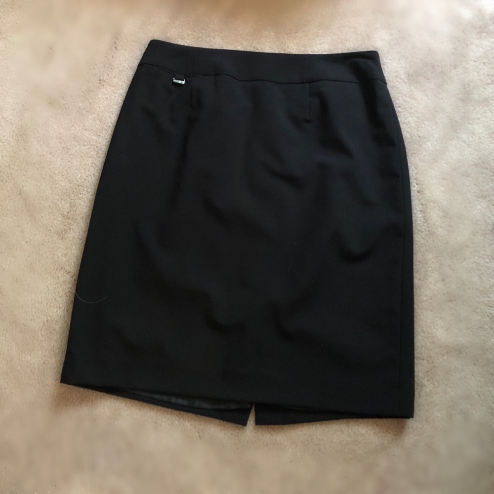 Calvin Klein pencil skirt, P (10/12)